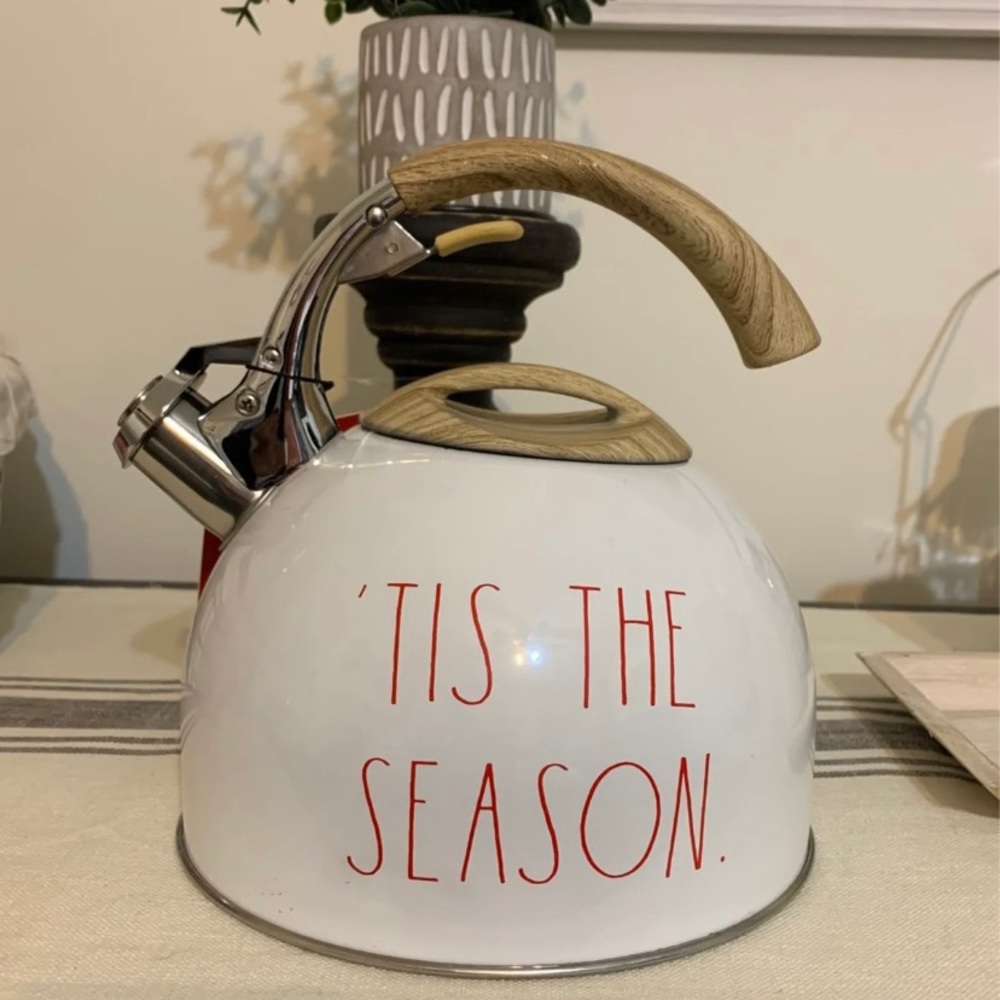 Rae Dunn TIS THE SEASON tea kettle